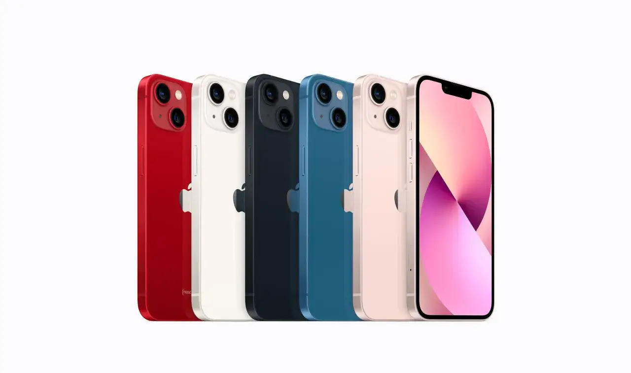 Nowy iPhone w sklepie, por&oacute;wnanie cen smartfon&oacute;w