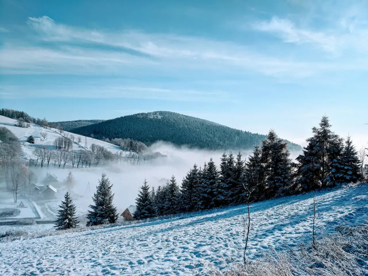 Góry Sowie Rzeczka Sokolec krajobraz narty