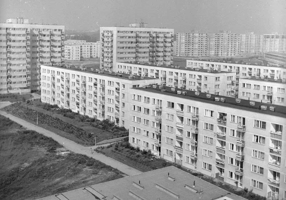 blok mieszkalny PRL wielka płyta