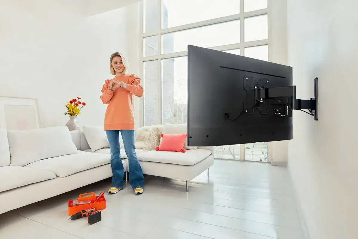 mierzenie wysokości wzroku do telewizora, optymalna wysokość TV