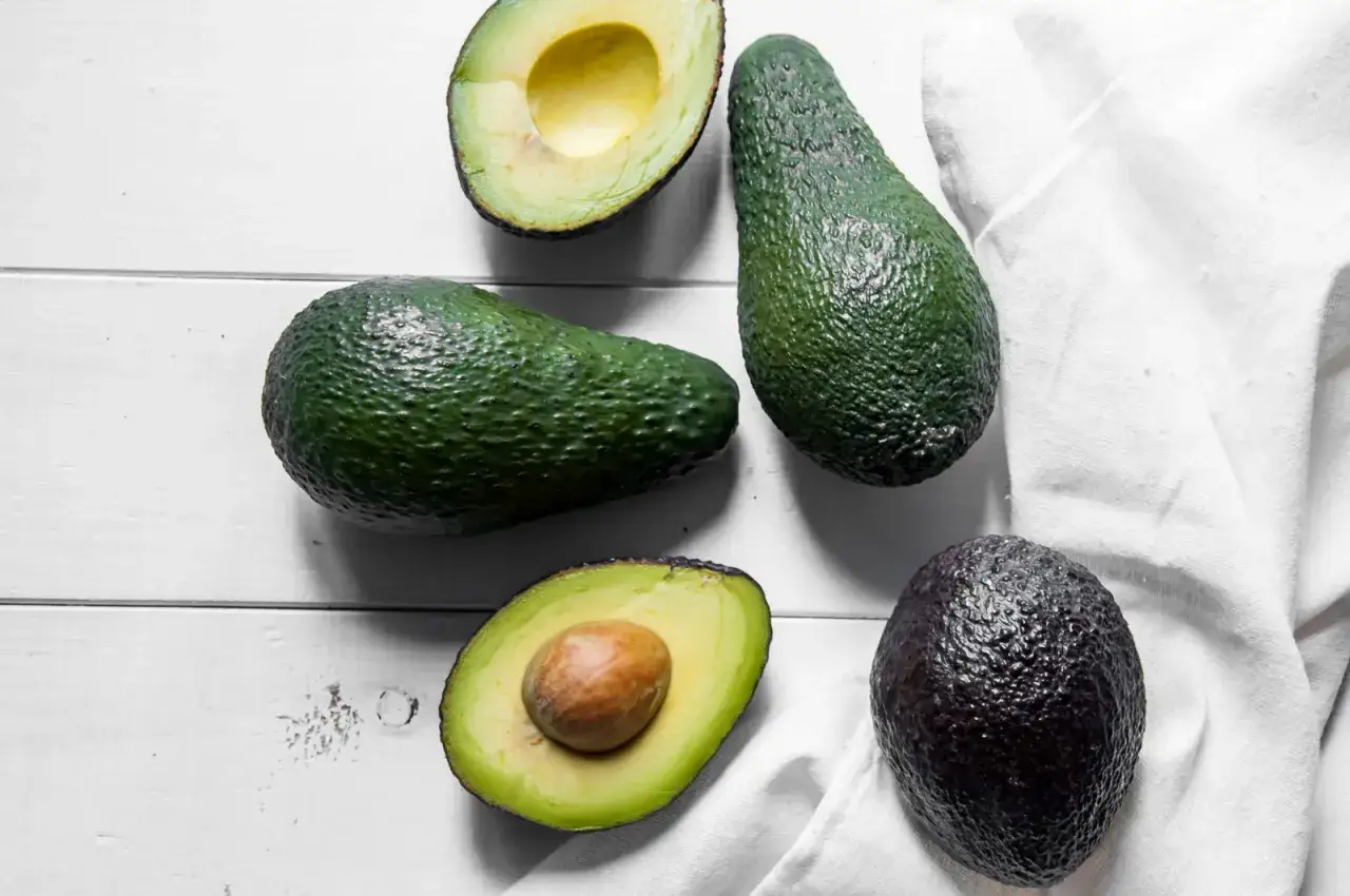 jak wybrać dojrzałe awokado
