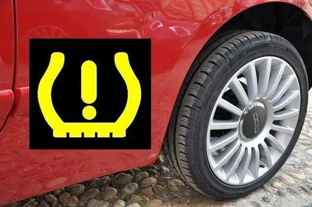 kontrolka TPMS na desce rozdzielczej, czujnik TPMS w kole