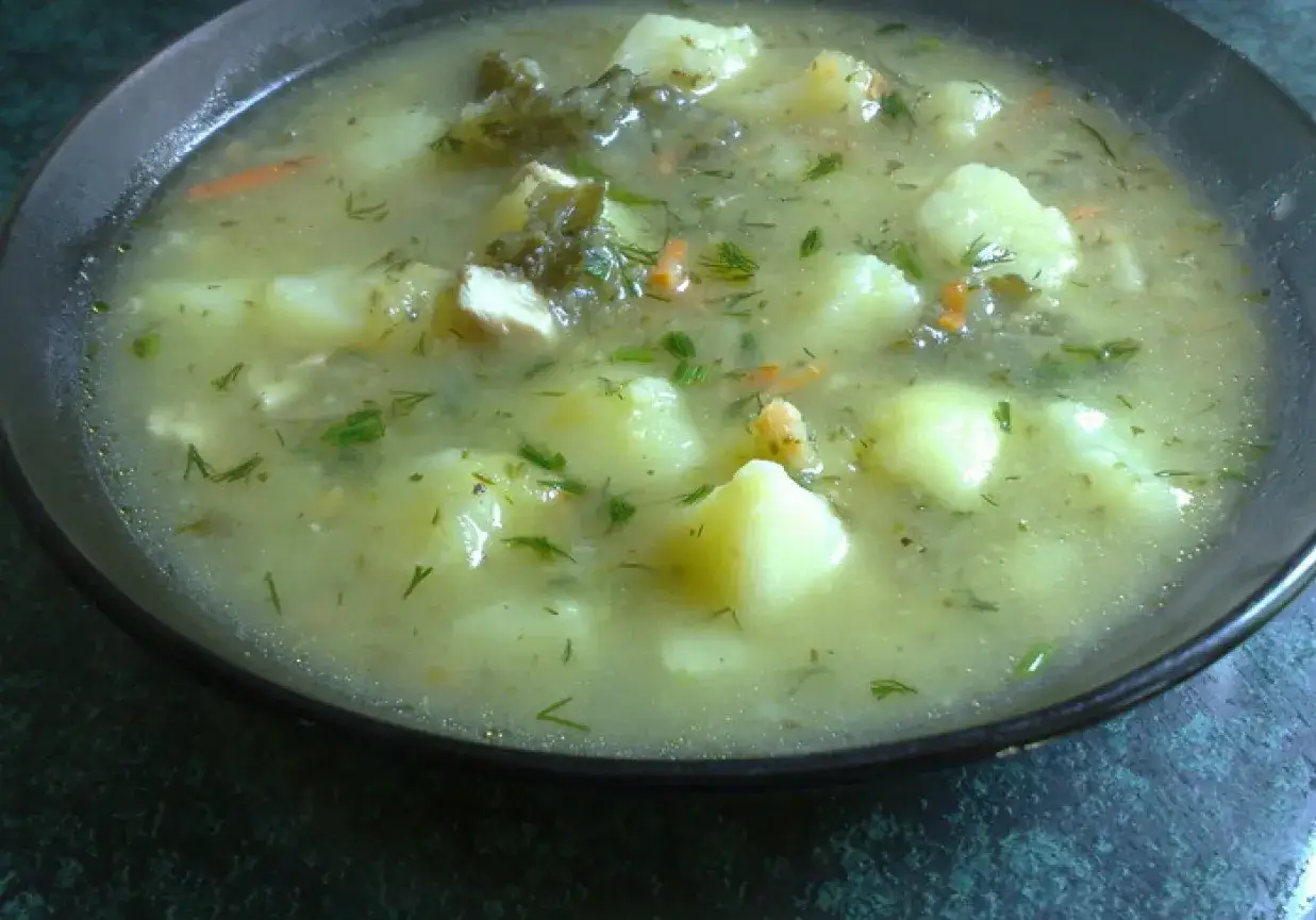smaczna zupa ogórkowa bez goryczy