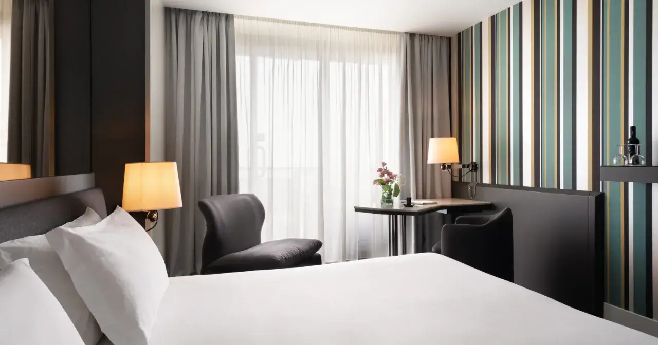 Interni camere Hotel Nicolaus Bari design moderno