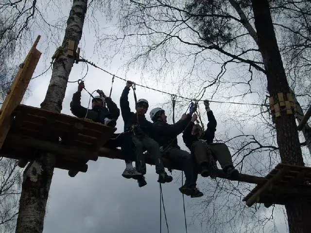 Park linowy Tarnów Góra Świętego Marcina