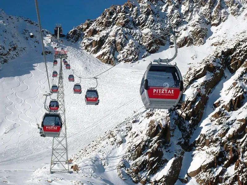 narty grudzień lodowiec Austria