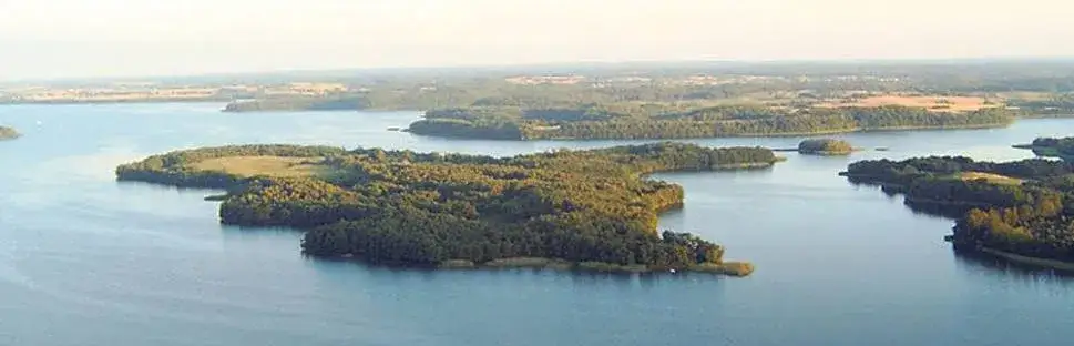 Jezioro Drawsko wyspa Bielawa