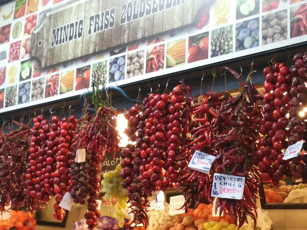 Wielka Hala Targowa Budapeszt jedzenie