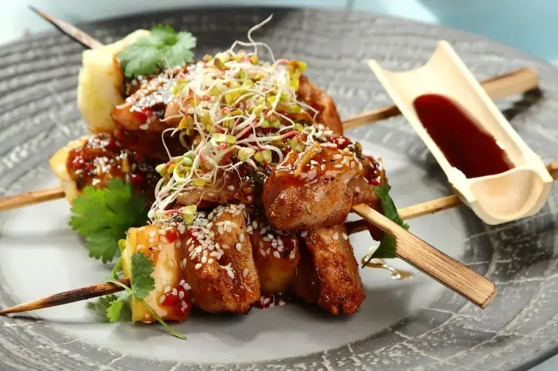 orientalne udka z kurczaka w stylu teriyaki