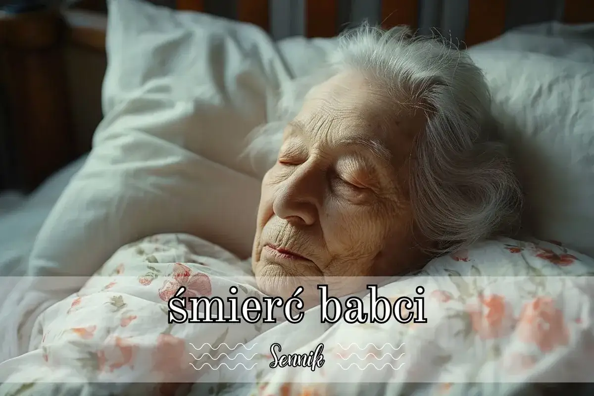 Sen o zmarłej babci. Starsza kobieta śpi spokojnie pod kwiecistą kołdrą, otoczona miękkimi poduszkami.