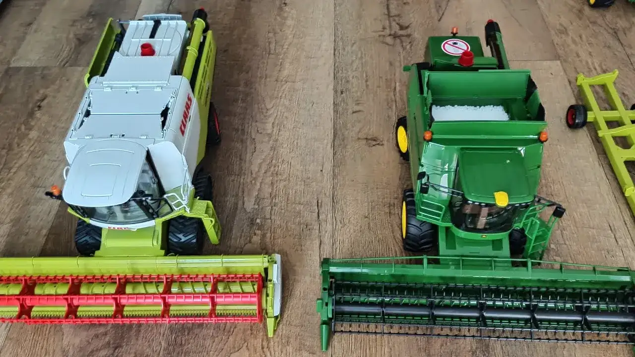 kombajny John Deere zabawki porównanie skali i materiałów