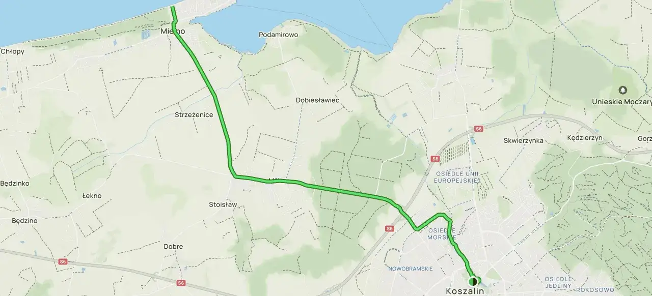 Trasa z Koszalina do Mielna, ok. 15 km. Mapa pokazuje drogę S6 i mniejsze miejscowości.