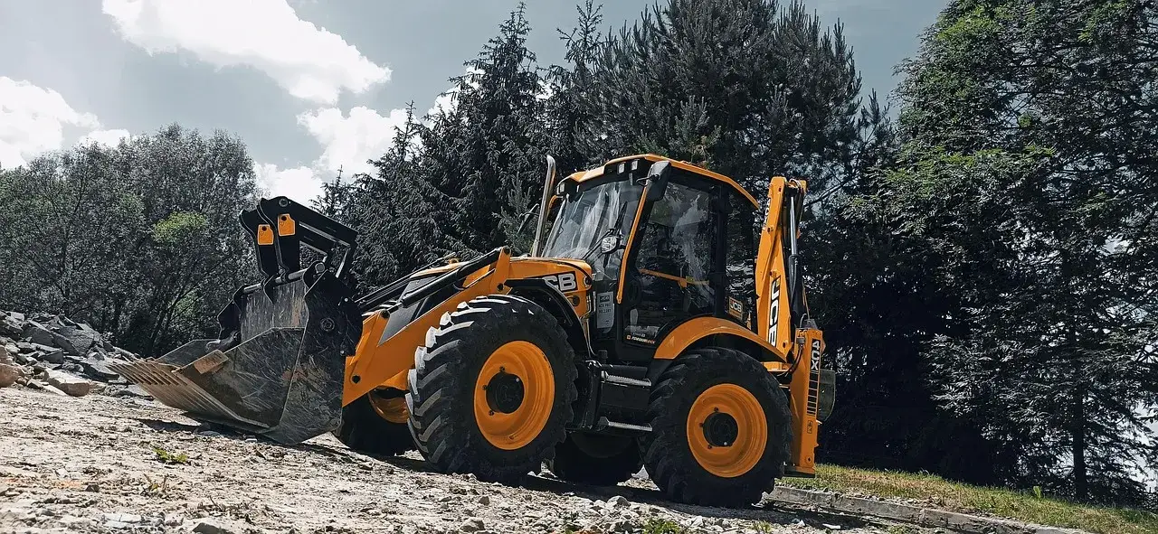 Por&oacute;wnanie modeli koparko-ładowarek JCB Case CAT Ostr&oacute;wek Białoruś