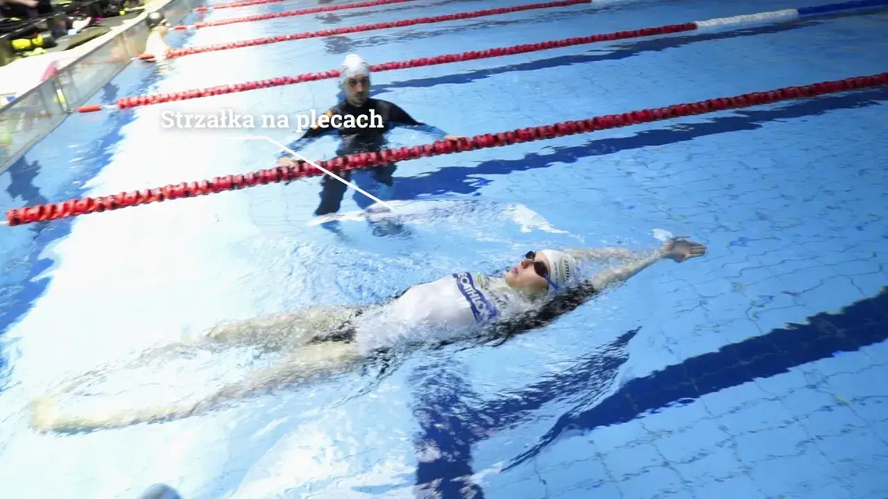 Zdjęcie Jak pływać żabką na plecach i uniknąć najczęstszych błędów