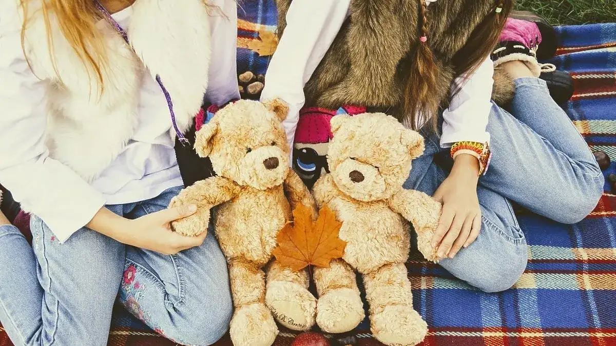 Zdjęcie Kiedy jest dzień pluszowego misia i dlaczego warto go obchodzić