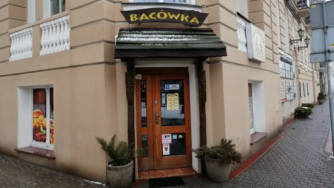 Zdjęcie Bac&oacute;wka Kalisz - poznaj najlepsze dania i godziny otwarcia