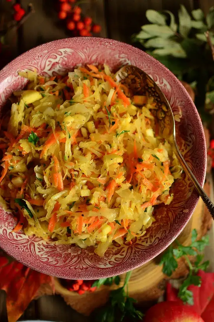 Zdjęcie Jaki olej do surówki z kiszonej kapusty? Oto najlepsze wybory dla smaku