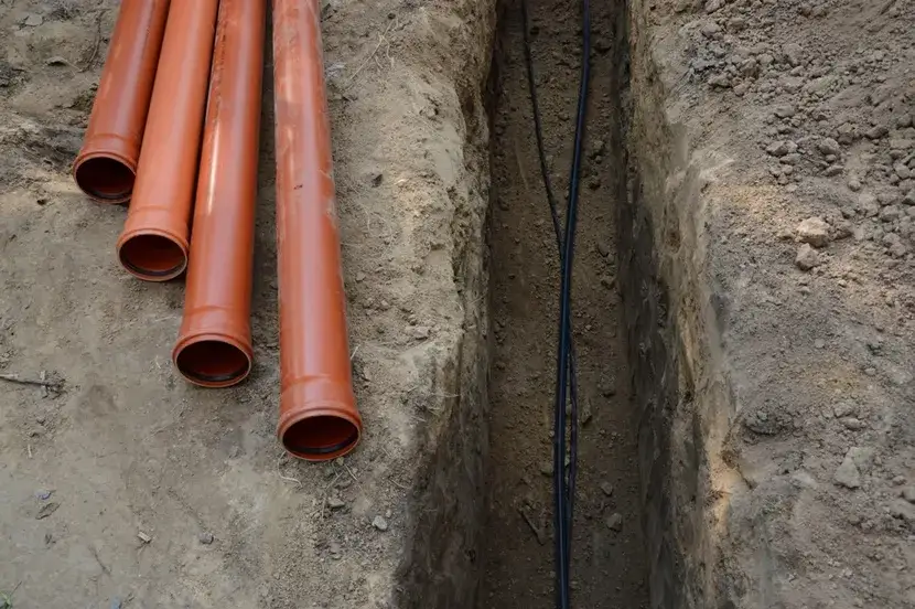 Zdjęcie Na jaką głębokość zakopać kabel elektryczny, aby uniknąć problemów?