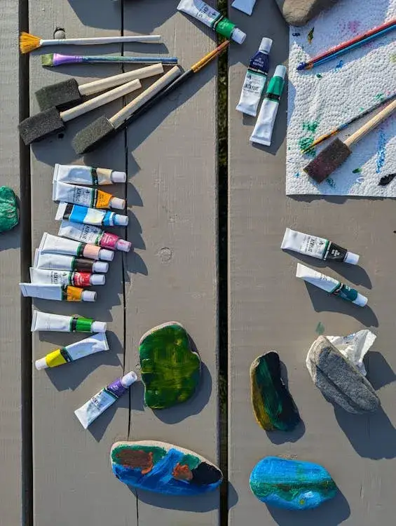 Zdjęcie Malowanie na kamieniach czym - proste techniki i niezbędne materiały