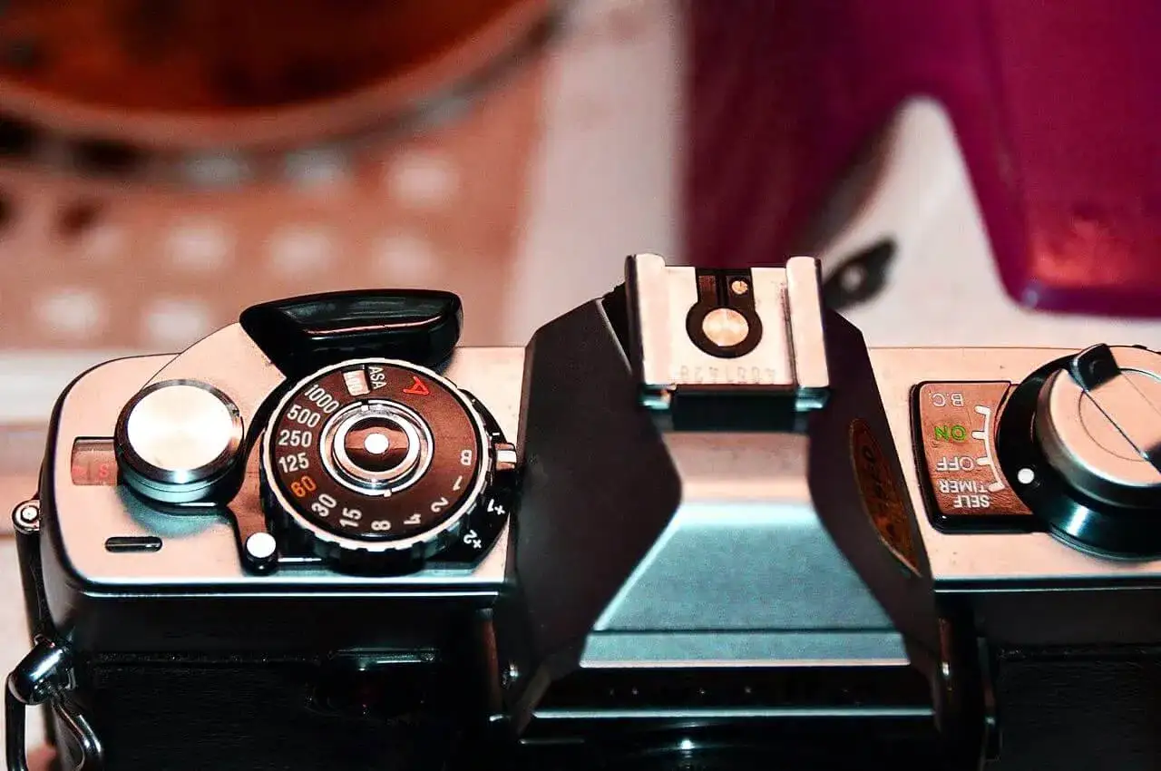 Zdjęcie Jak ustawić ISO w aparacie, aby uniknąć złych zdjęć w nocy