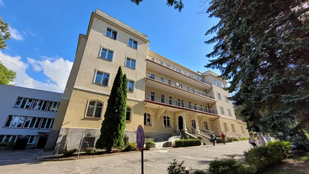 Zdjęcie Kudowa Zdrój sanatorium MSW: co musisz wiedzieć o usługach i cenach