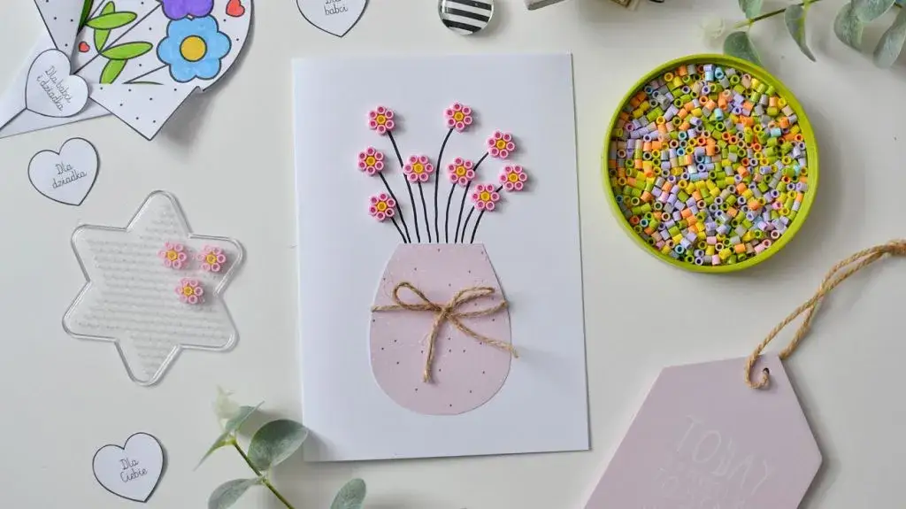 Zdjęcie Prezenty na Dzień Kobiet w szkole: pomysły do 10 zł i DIY
