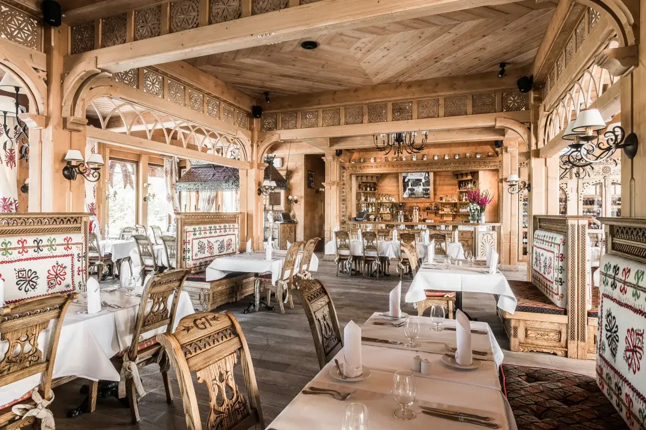 Nowoczesna restauracja Zakopane wnętrze