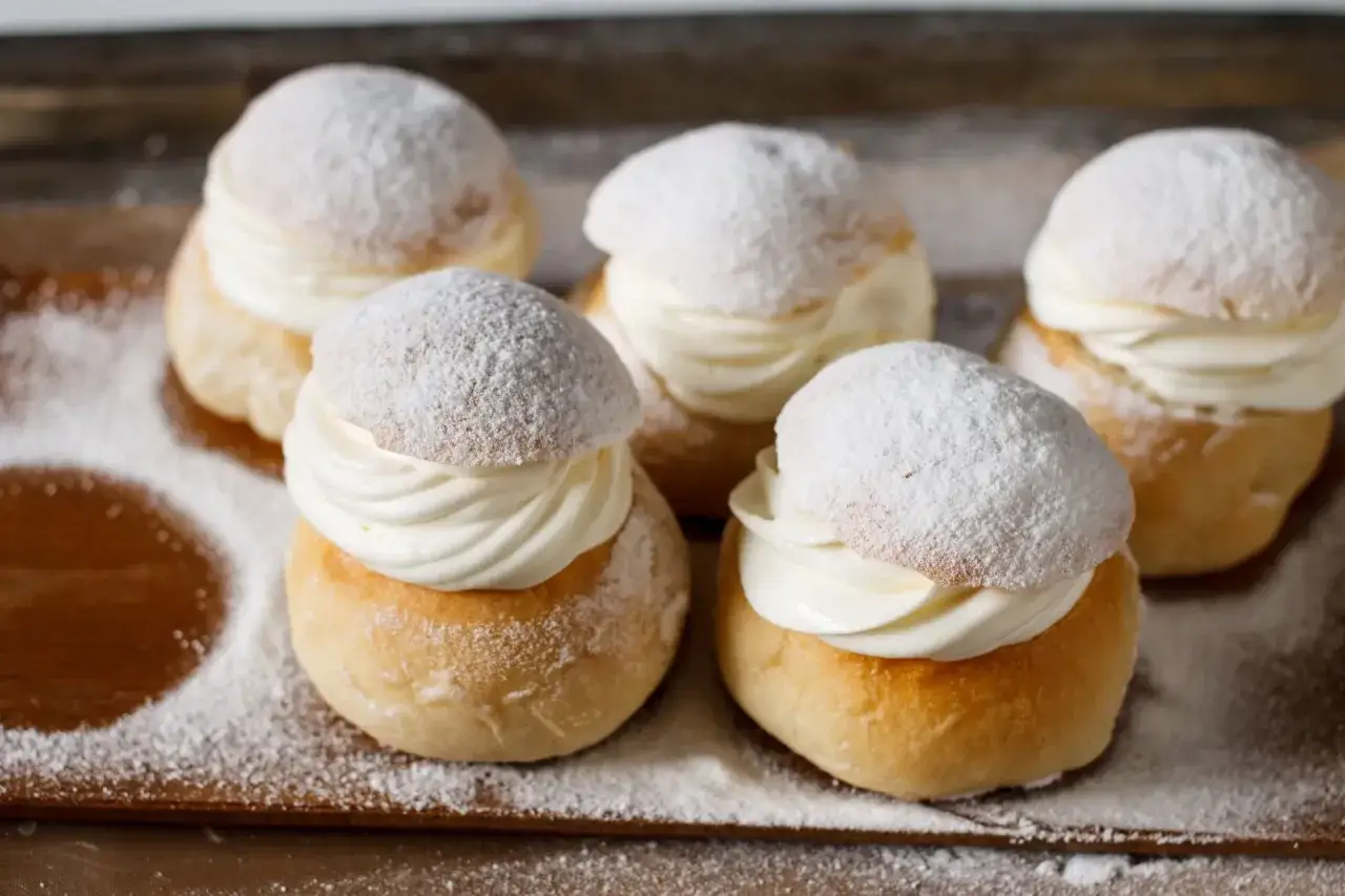 semla szwedzka bułeczka karnawałowa