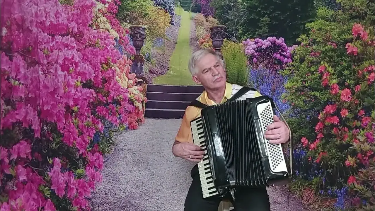 Zdjęcie Gdzie jesteś dziewczyno akordy – naucz się grać tę piękną piosenkę