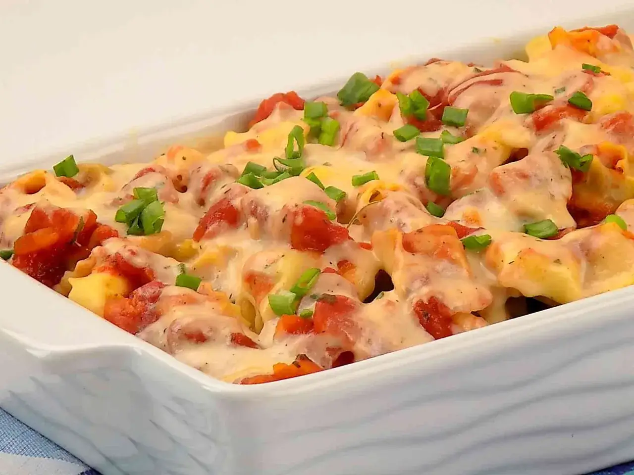 Zapiekanka z tortellini w sosie śmietanowym