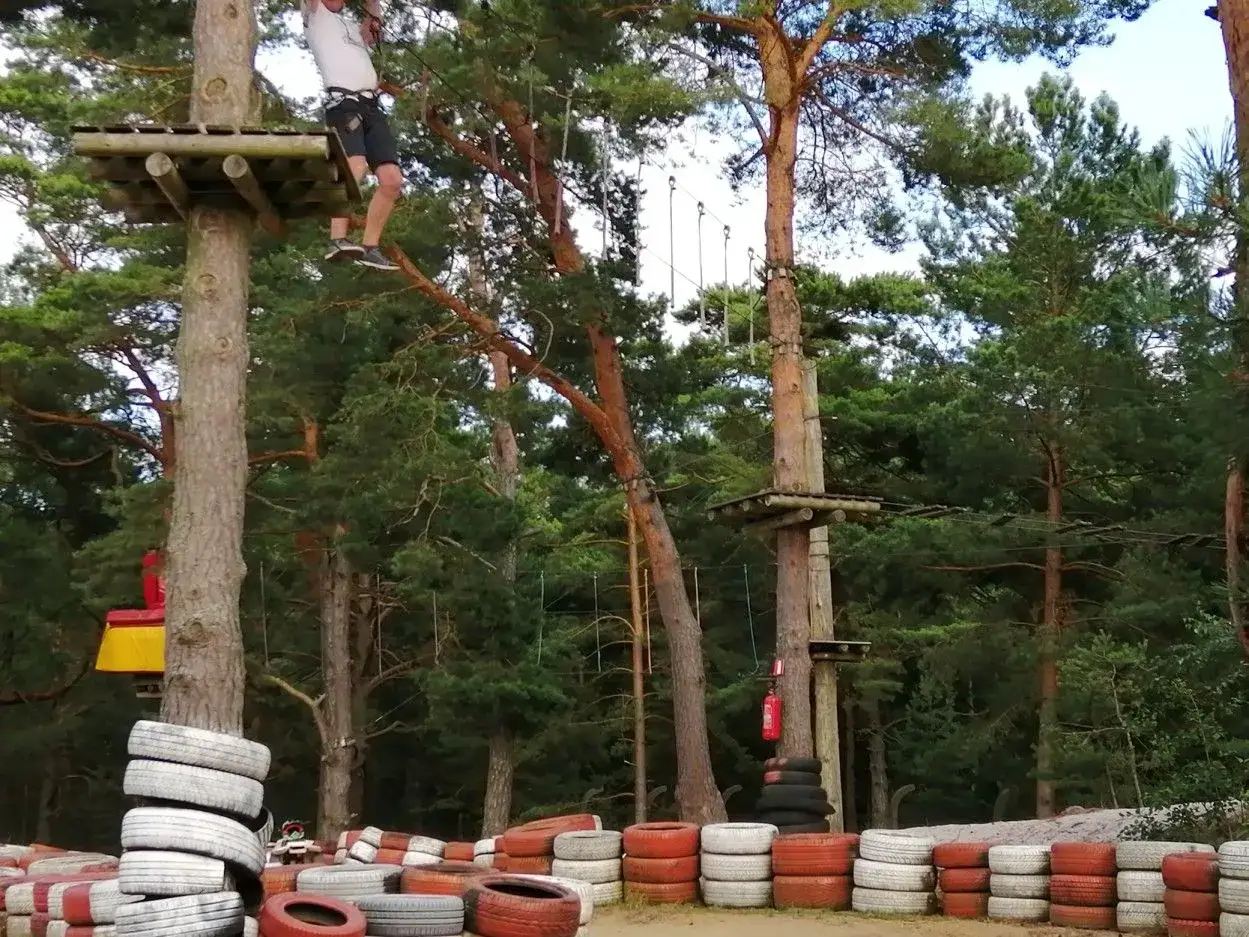 bezpieczeństwo mini park linowy normy certyfikaty