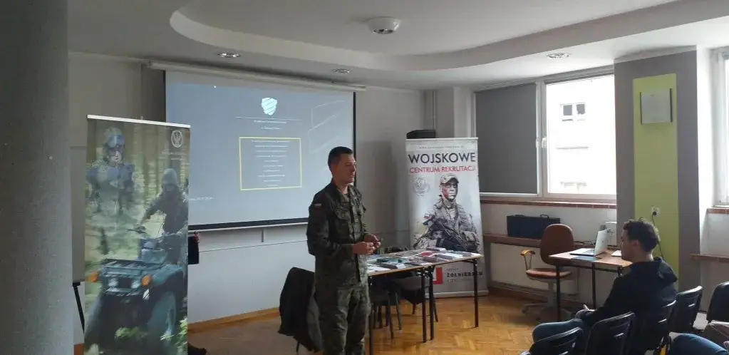 Wojskowe Centrum Rekrutacji wnętrze