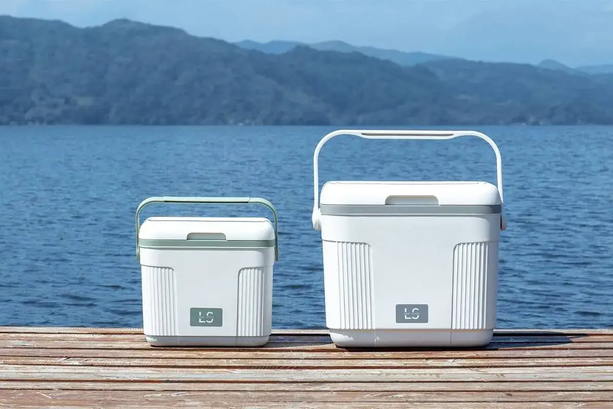 Rodzaje lod&oacute;wek turystycznych i styrobox