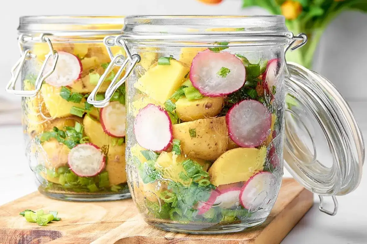 meal prep sałatki w słoiku