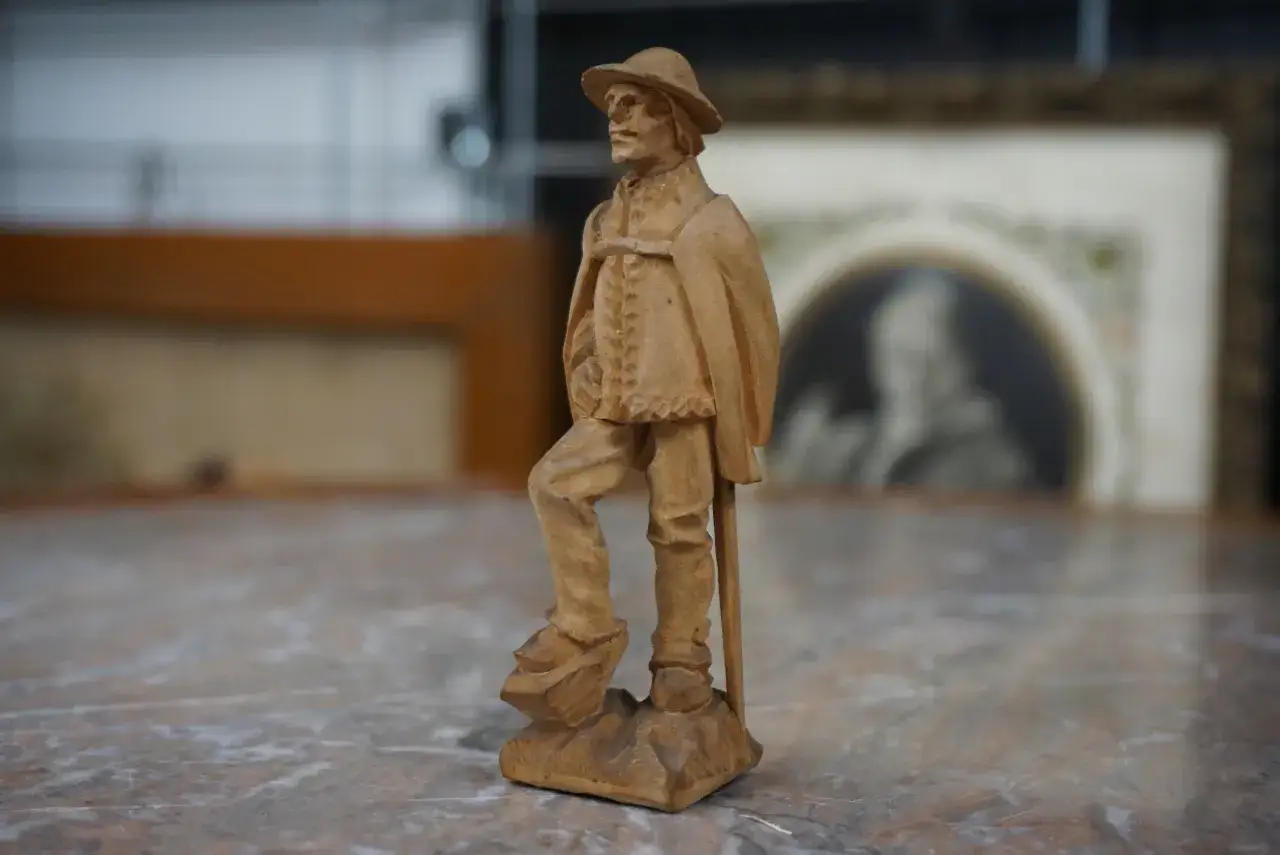 Zdjęcie Rzeźby z drewna góralskie: unikalne dzieła sztuki, które musisz mieć