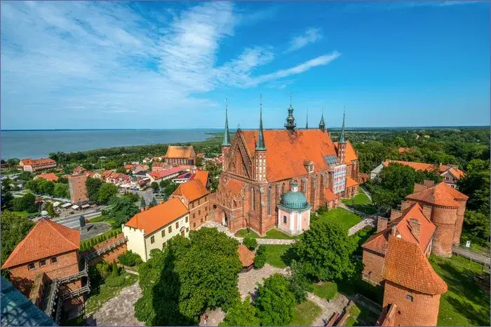 Zdjęcie Gdzie na Mazury pociągiem: sprawdź najlepsze połączenia i stacje
