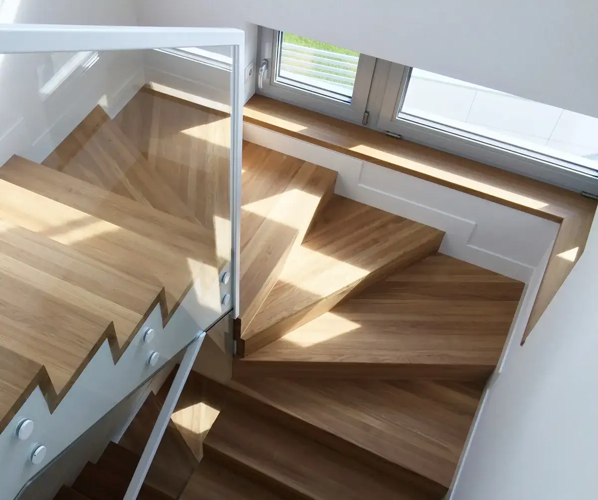 Zdjęcie Montaż schodów zabiegowych na beton: krok po kroku dla majsterkowiczów