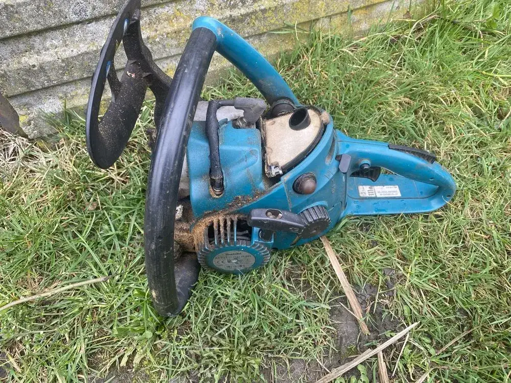 Zdjęcie Pilarka Stiga czy Makita – która jest lepsza dla Twoich potrzeb?