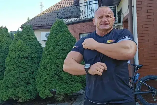 Zdjęcie Gdzie mieszka Pudzianowski? Odkryj jego życie w Białej Rawskiej
