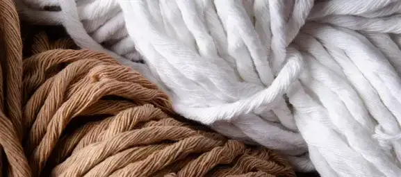 Zdjęcie Jaki sznurek do kwietnika wybrać? Porady, które ułatwią twój wybór