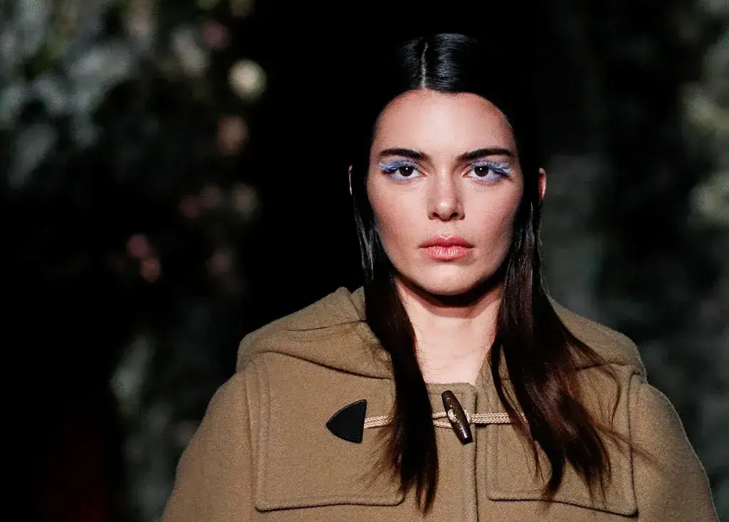 Zdjęcie Kendall Jenner wiek: ile lat ma jedna z najpopularniejszych modelek?