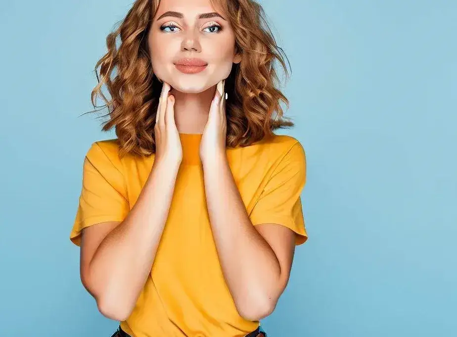 Zdjęcie Jak zmienić głos na kobiecy – skuteczne techniki i ćwiczenia dla naturalnego brzmienia