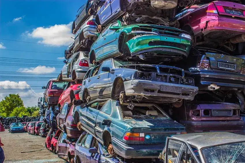 Zdjęcie Wyrejestrowanie motoroweru bez złomowania: kompletny poradnik prawny