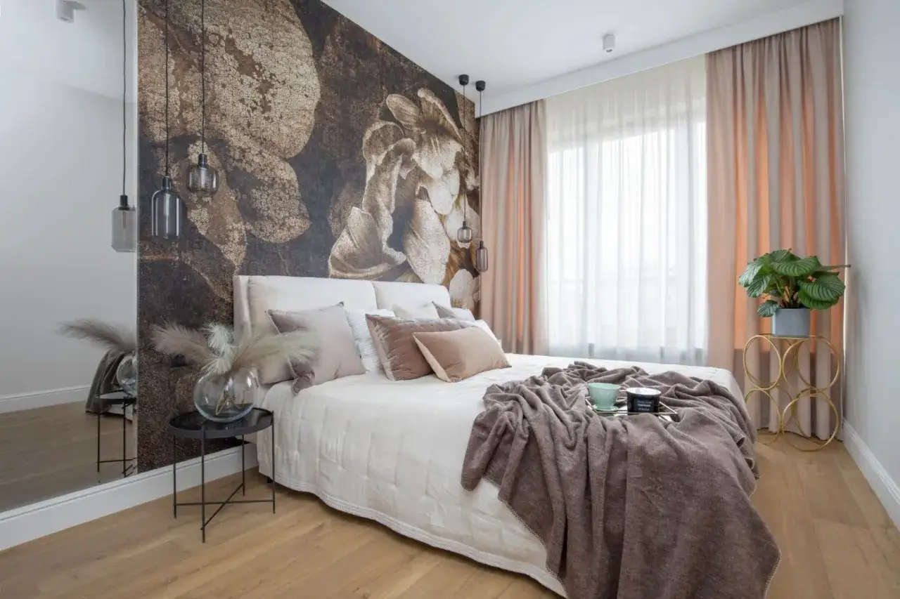 Zdjęcie Co na ścianę w sypialni: 10 inspirujących pomysłów na dekorację