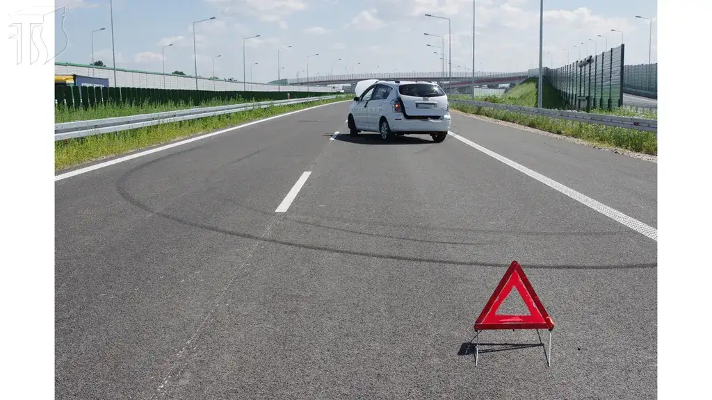 Zdjęcie Testy na kategorię AM: Jak zdać egzamin na prawo jazdy?