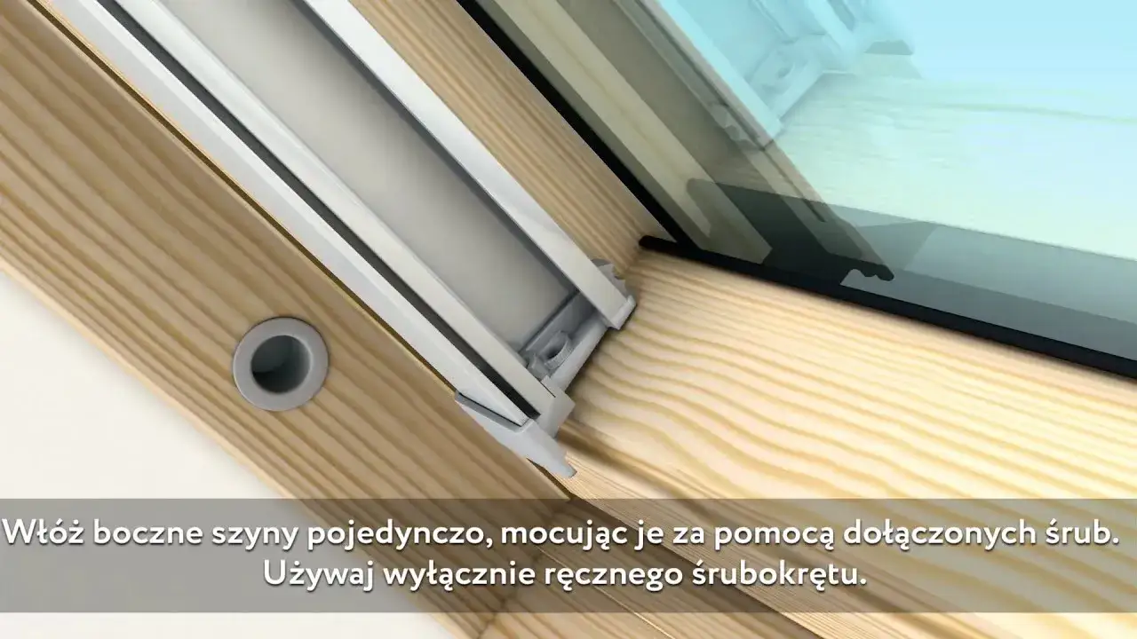Zdjęcie Jak zamontować zwykłą roletę na okno dachowe bez problemów?
