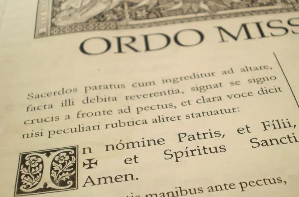 Zdjęcie Jaka modlitwa zamiast mszy? Odkryj alternatywy dla uczestnictwa w liturgii