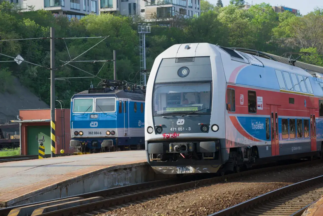 Zdjęcie Jak kupić bilet na pociąg w Czechach - proste sposoby i porady