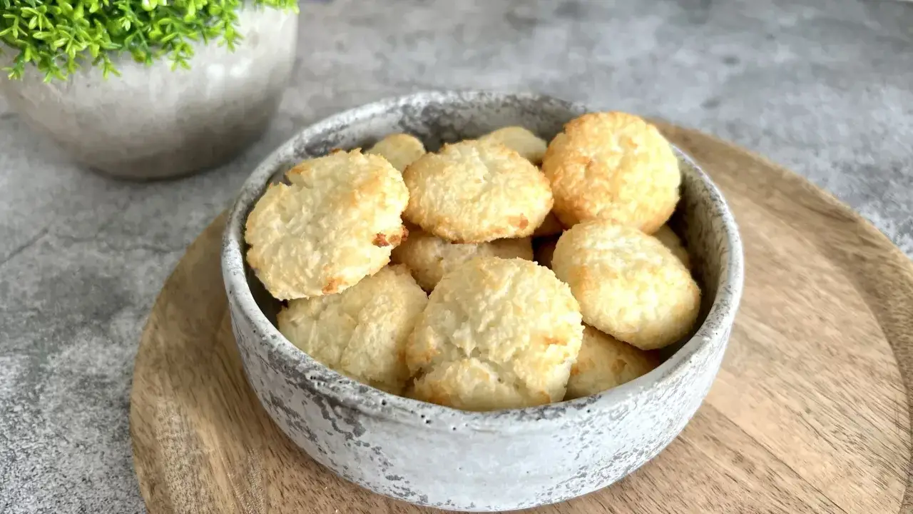 Zdjęcie Co zrobić z mąki kokosowej? Przepisy na zdrowe wypieki i dania wytrawne