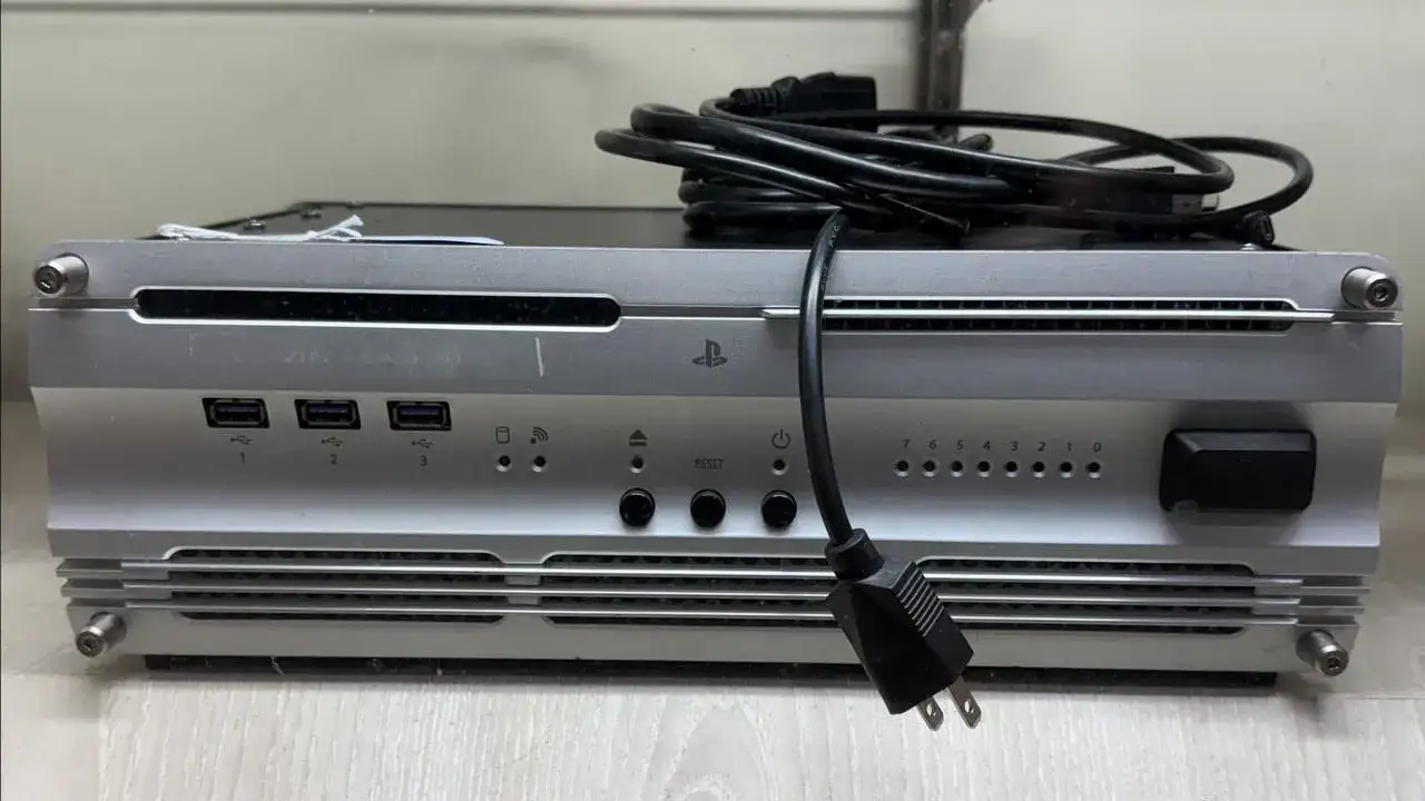 Zdjęcie Ile za PS4 w lombardzie? Realna wycena i jak zmaksymalizować zysk